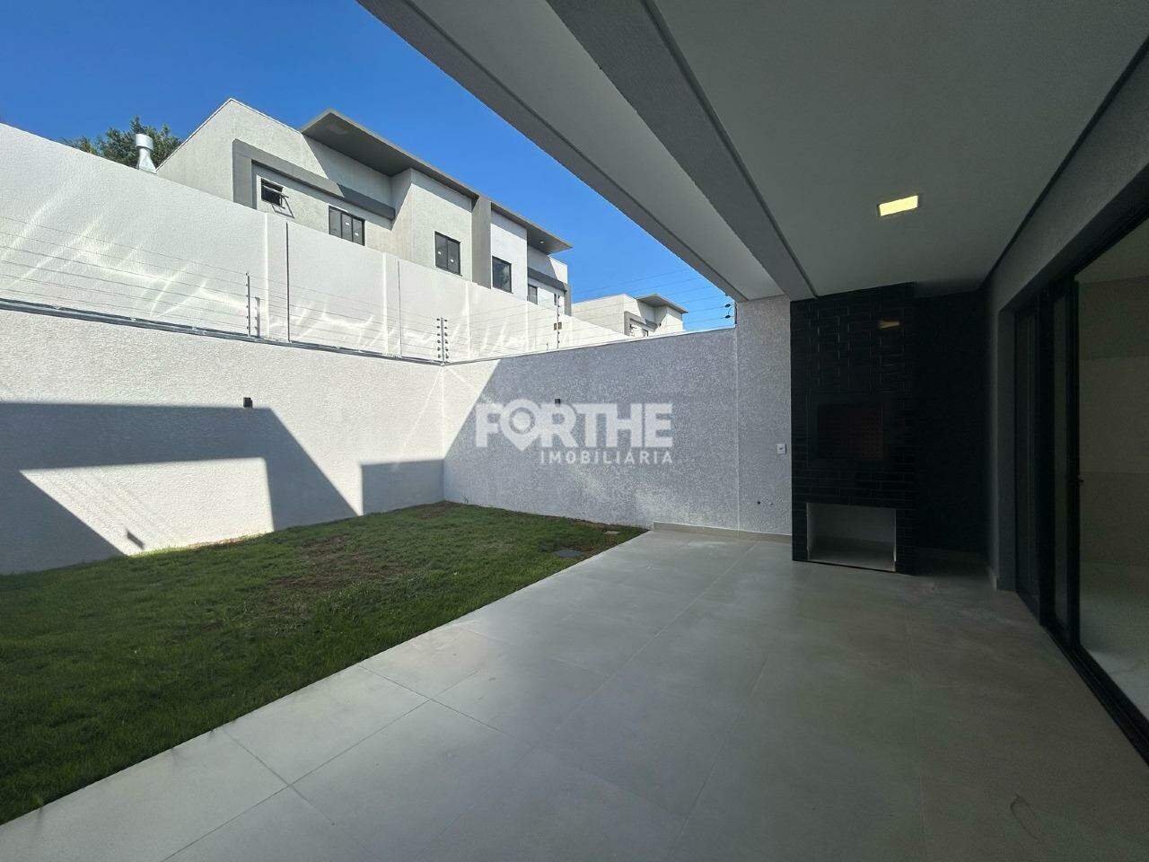 Sobrado à venda no Country: 