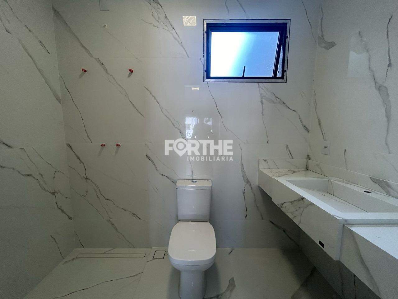 Sobrado à venda no Country: 