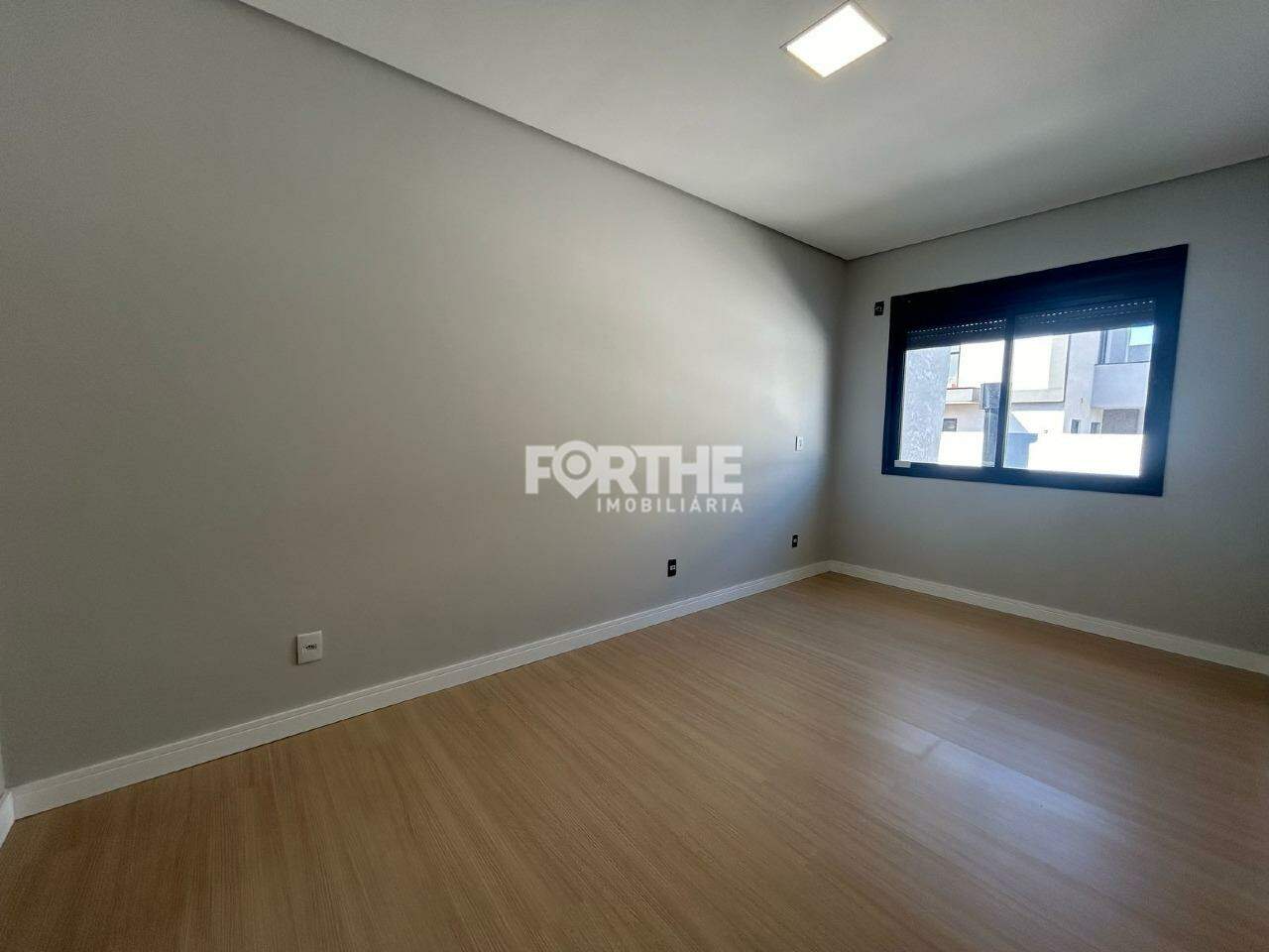 Sobrado à venda no Country: 