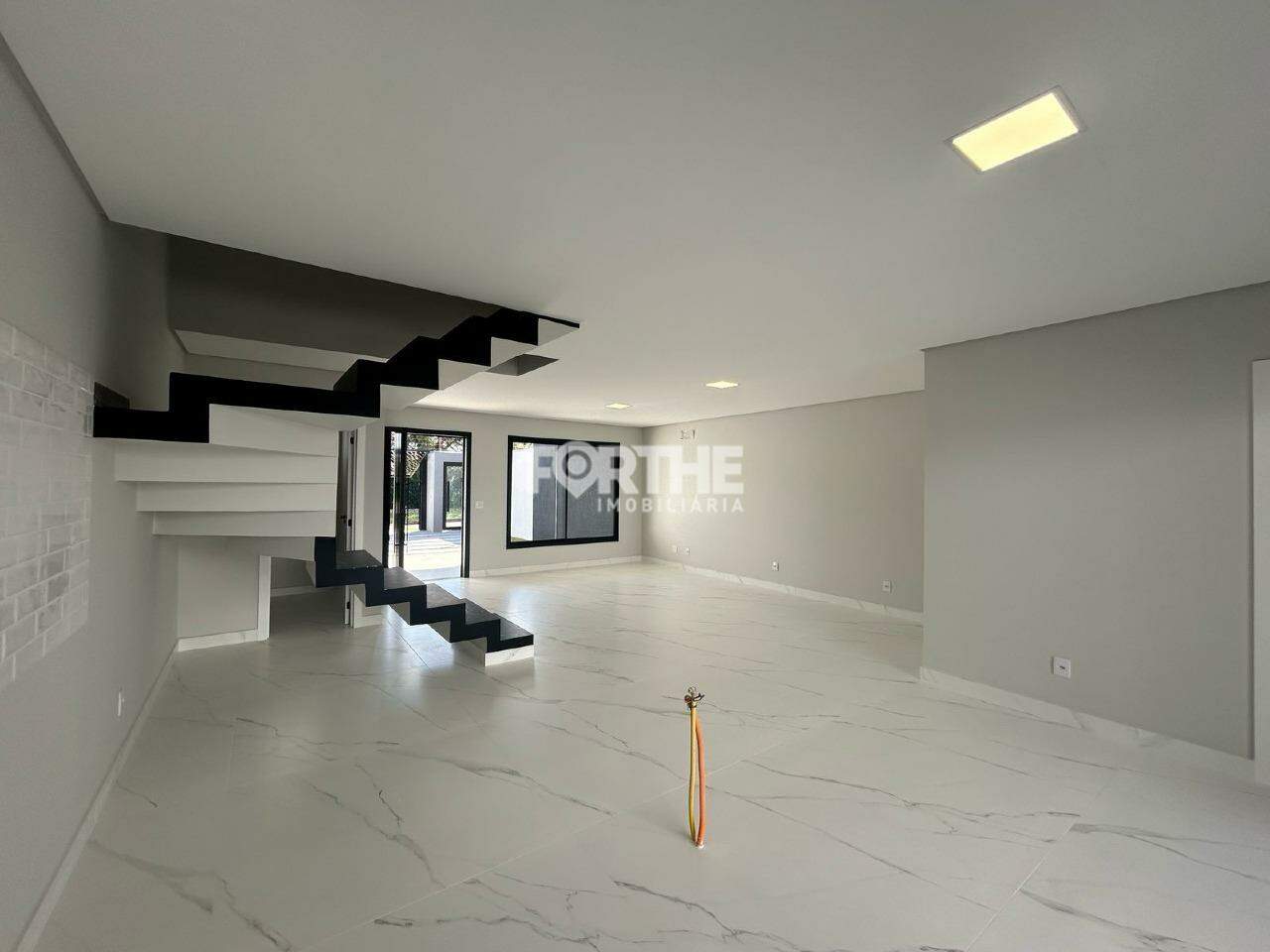 Sobrado à venda no Country: 