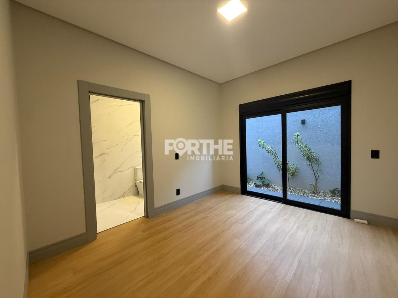 Casa à venda no Tropical II: 