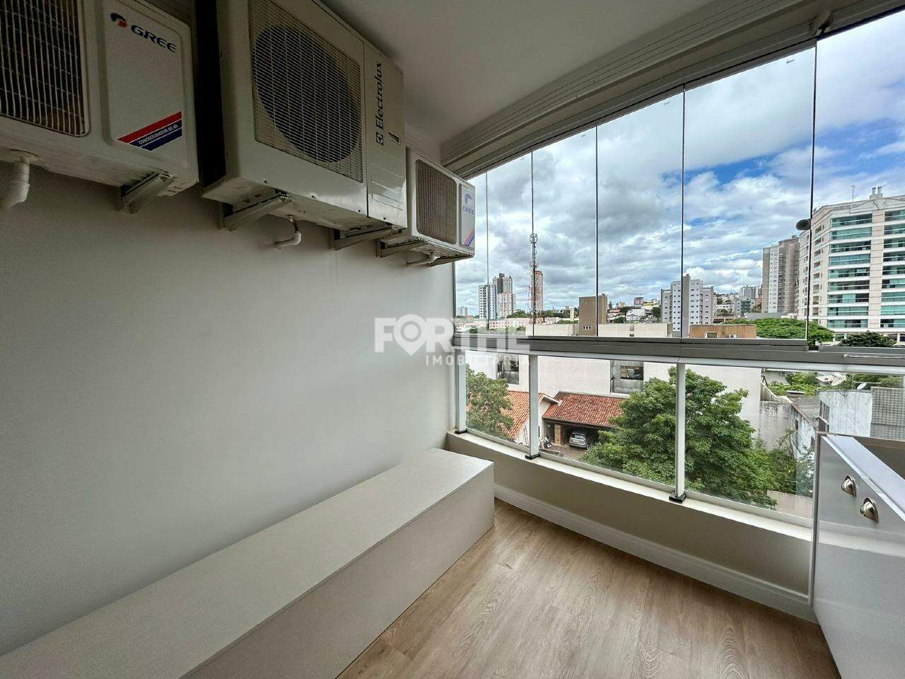 Apartamento para aluguel no Centro: 