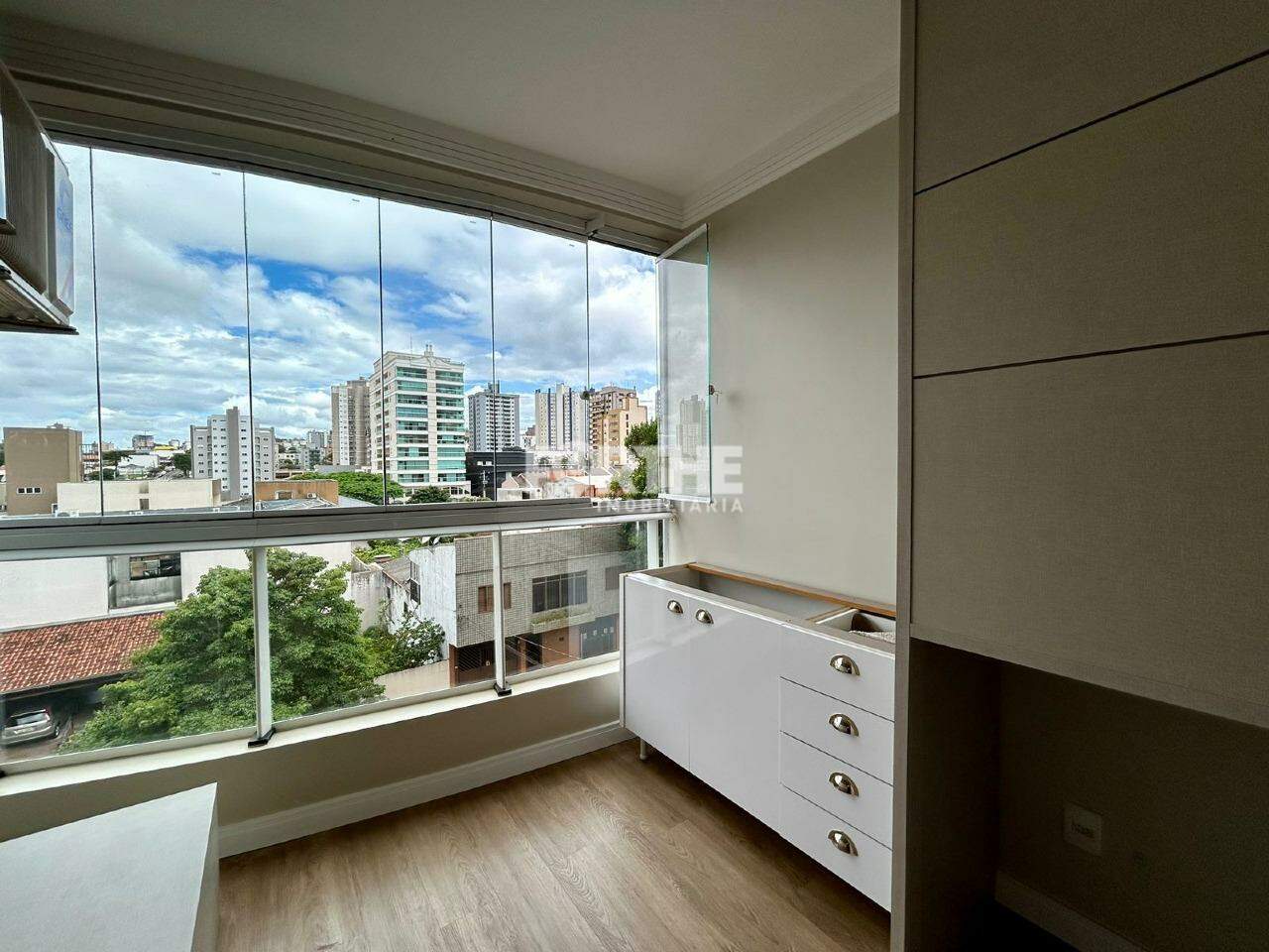 Apartamento para aluguel no Centro: 