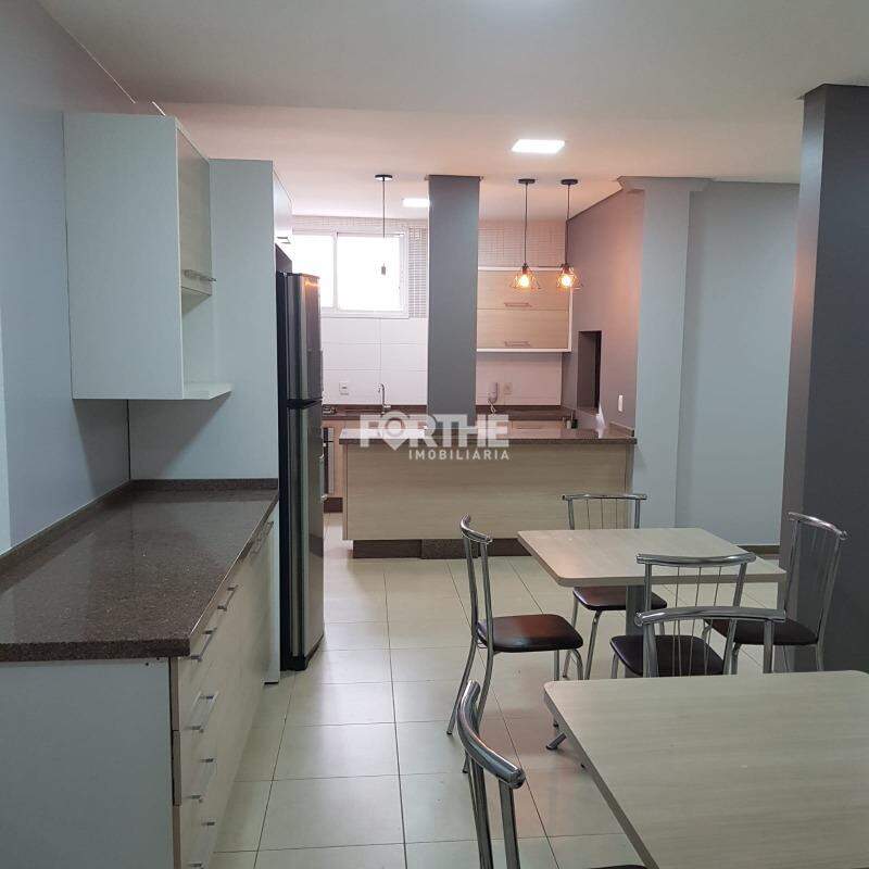 Apartamento para aluguel no Centro: 