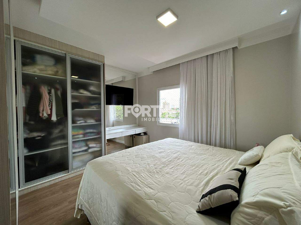 Apartamento para aluguel no Centro: 