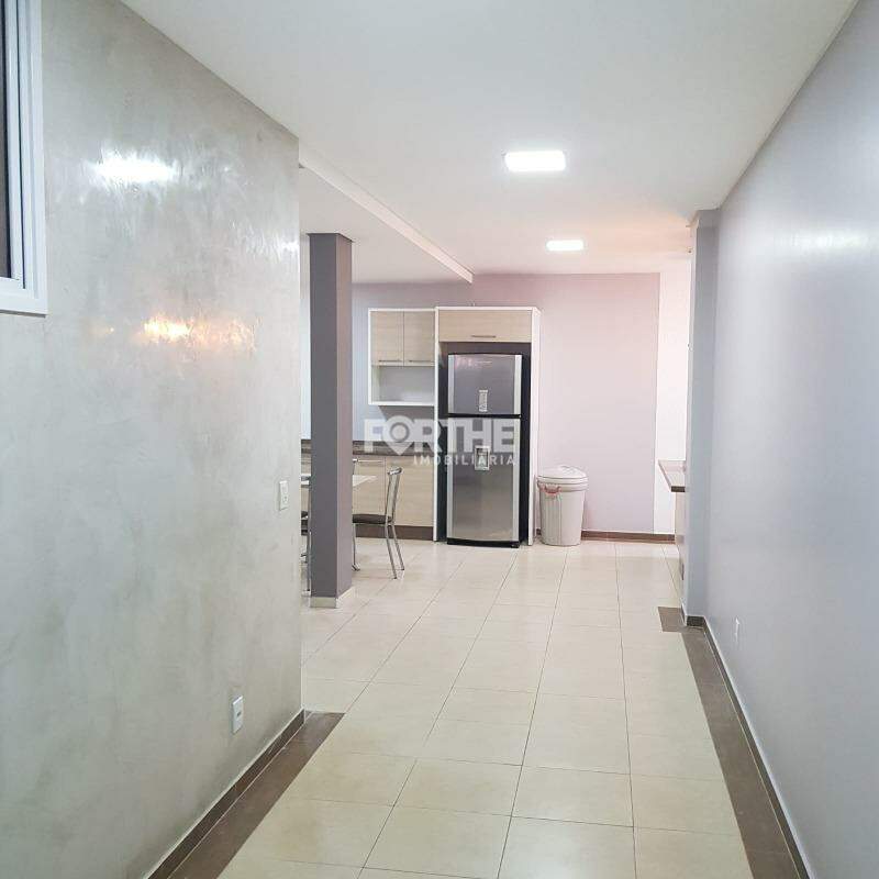 Apartamento para aluguel no Centro: 