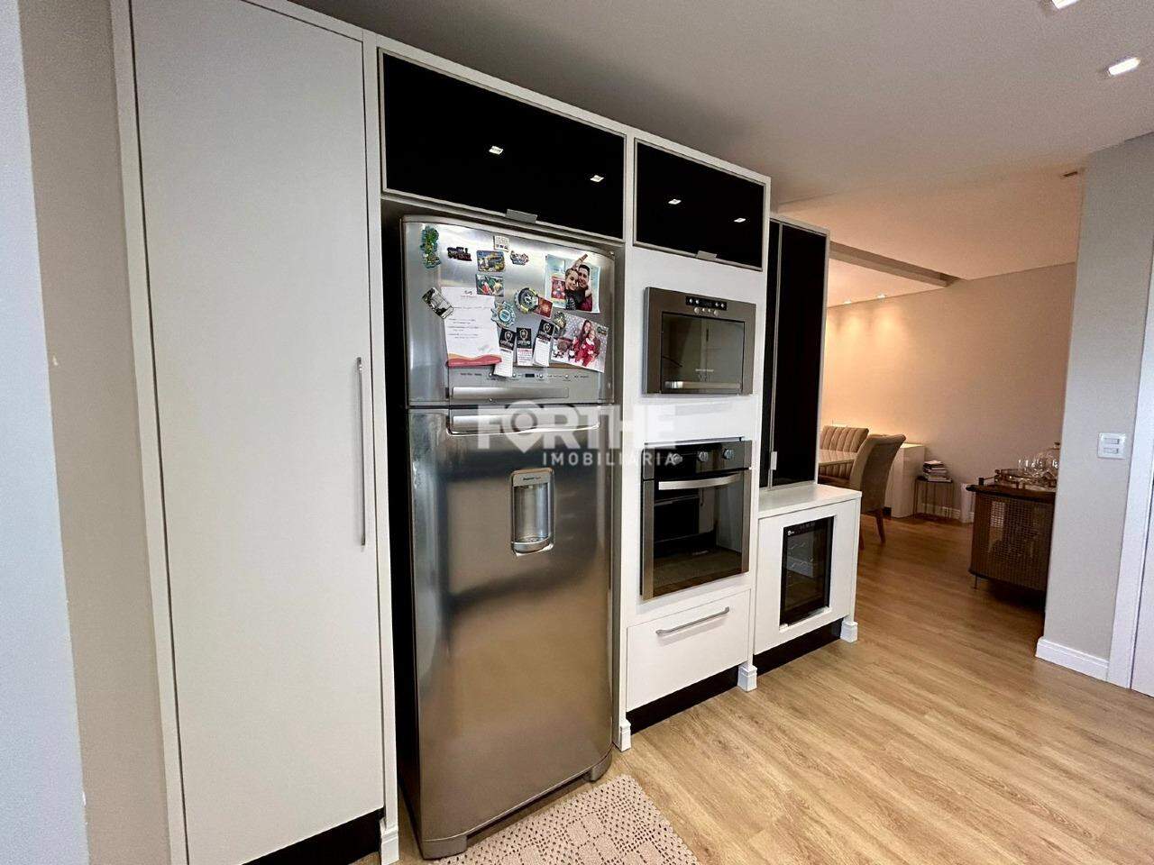 Apartamento para aluguel no Centro: 