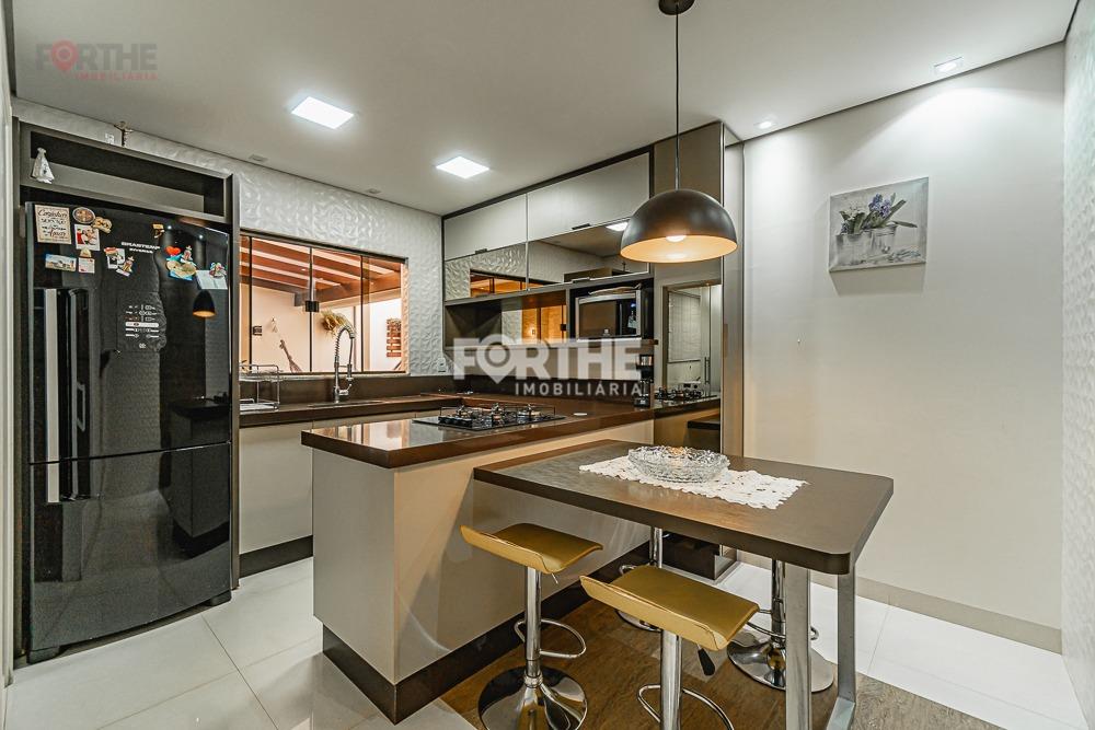 Sobrado à venda no Country: 