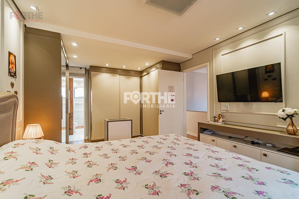 Sobrado à venda no Country: 