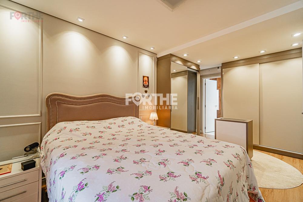 Sobrado à venda no Country: 