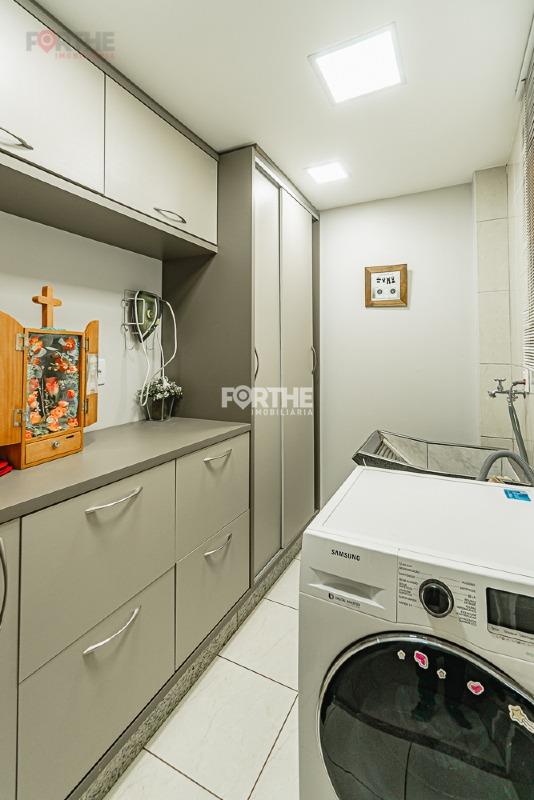 Sobrado à venda no Country: 