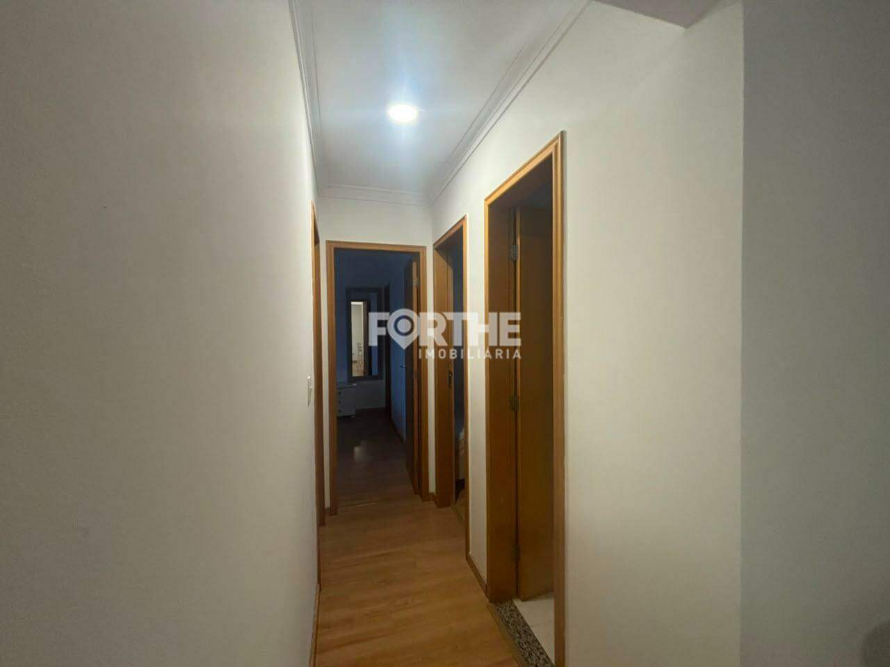Apartamento para aluguel no Centro: 