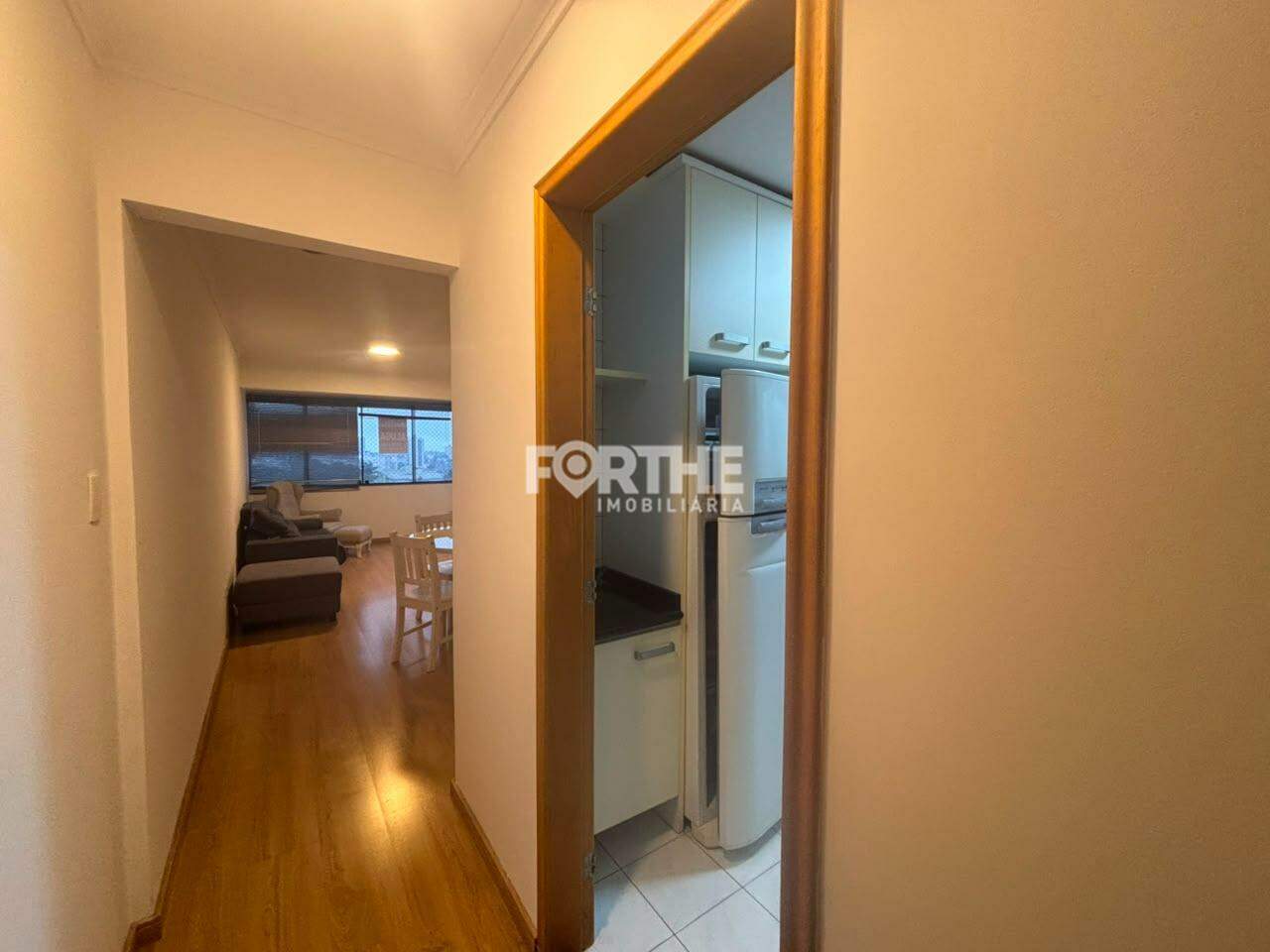 Apartamento para aluguel no Centro: 