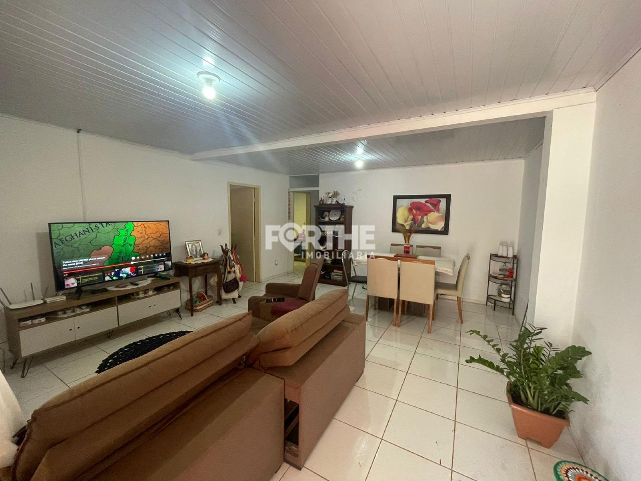 Casa à venda no Centro: