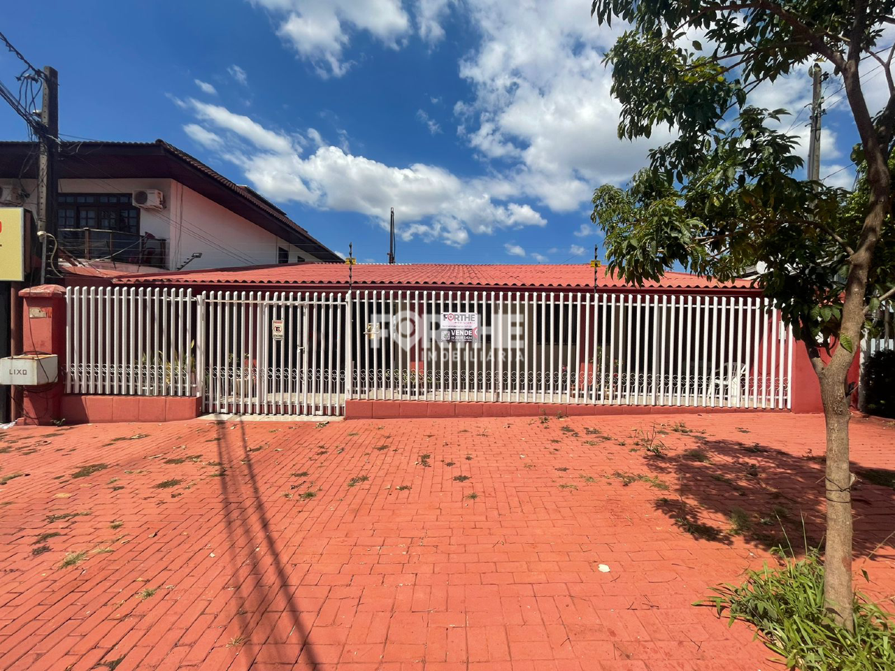 Casa à venda no Centro: 