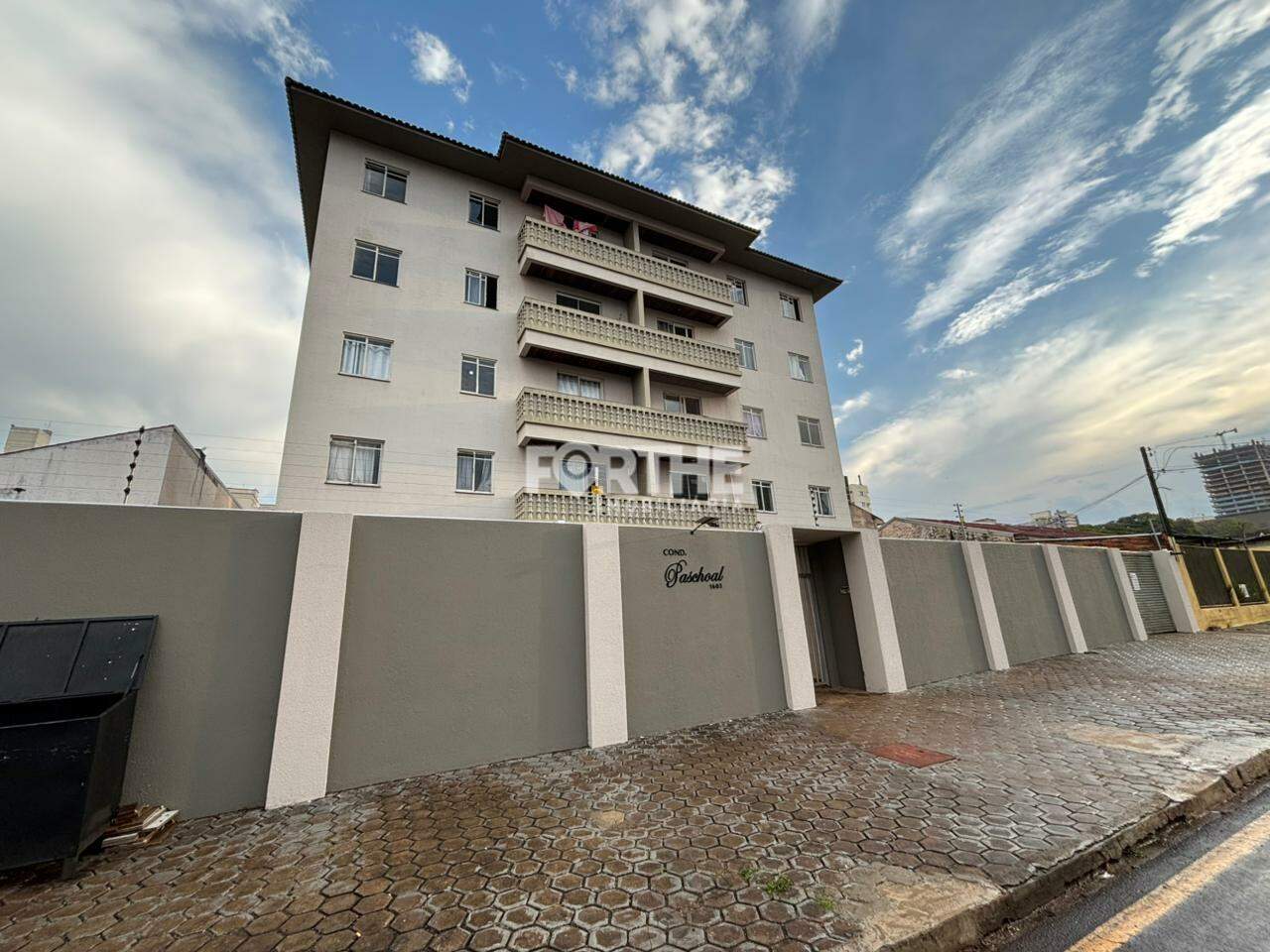 Apartamento para aluguel no Centro: 