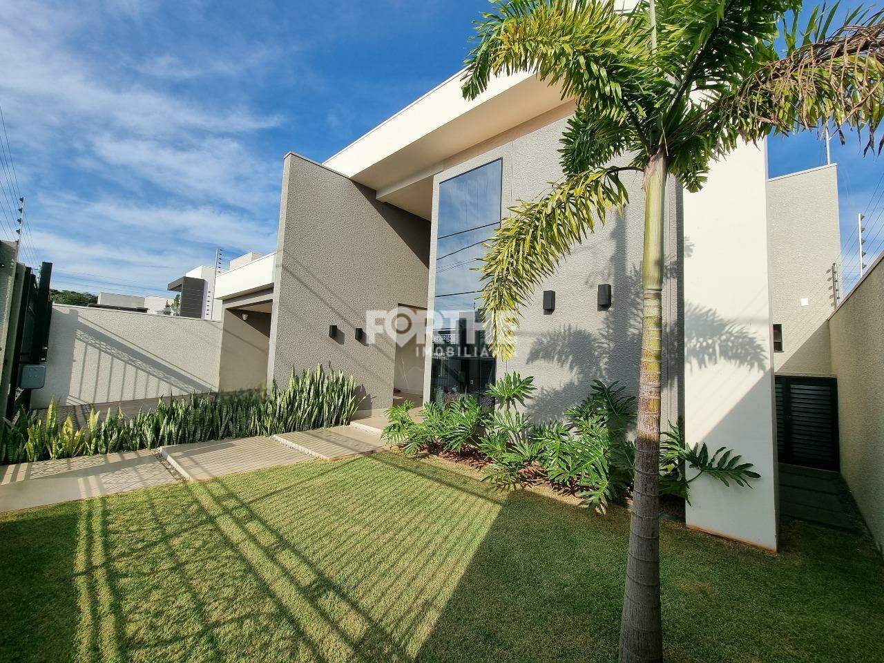 Casa 3 Dormitórios Tropical III 219m²