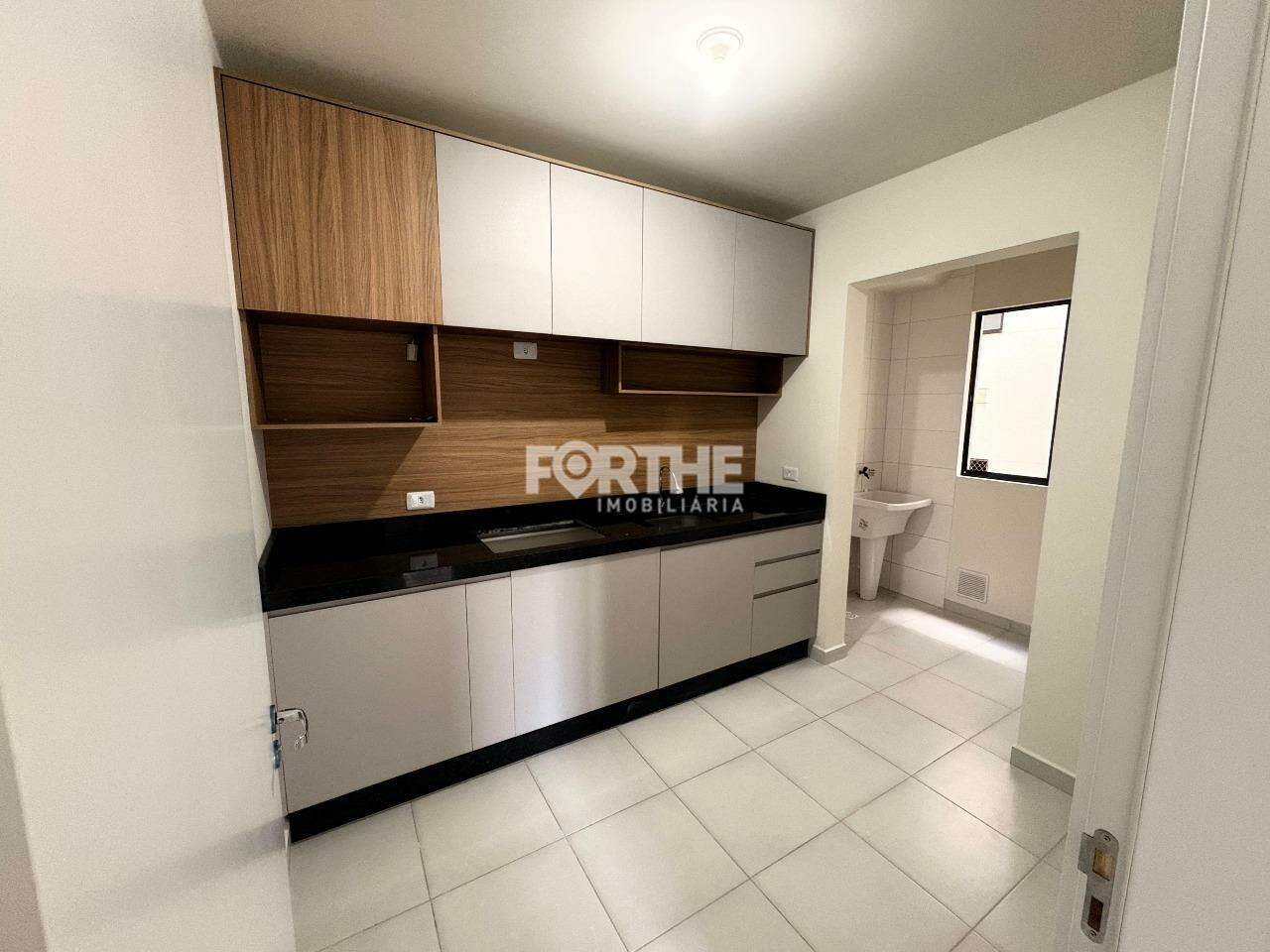 Apartamento para aluguel no Pioneiros Catarinenses: 