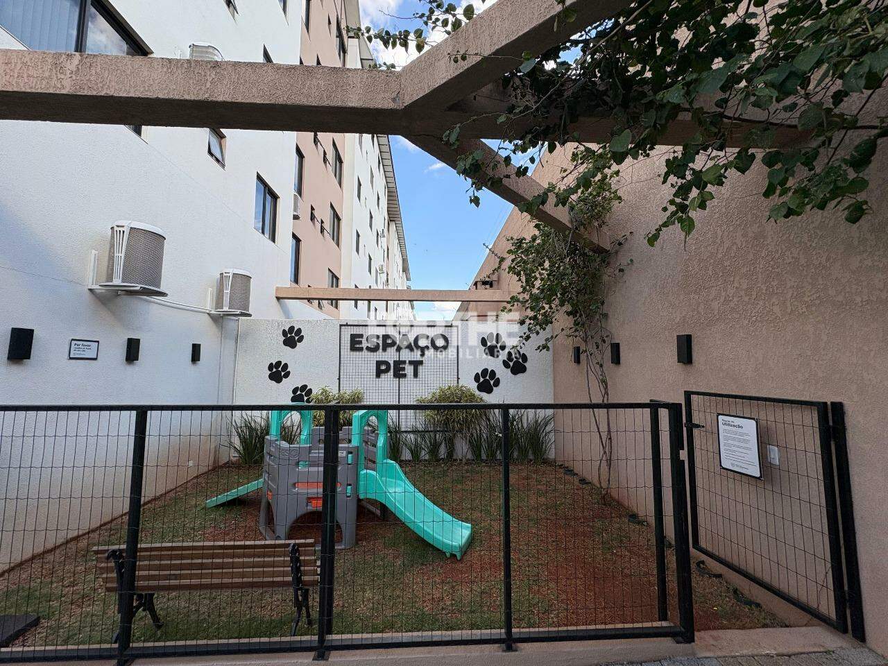 Apartamento para aluguel no Pioneiros Catarinenses: