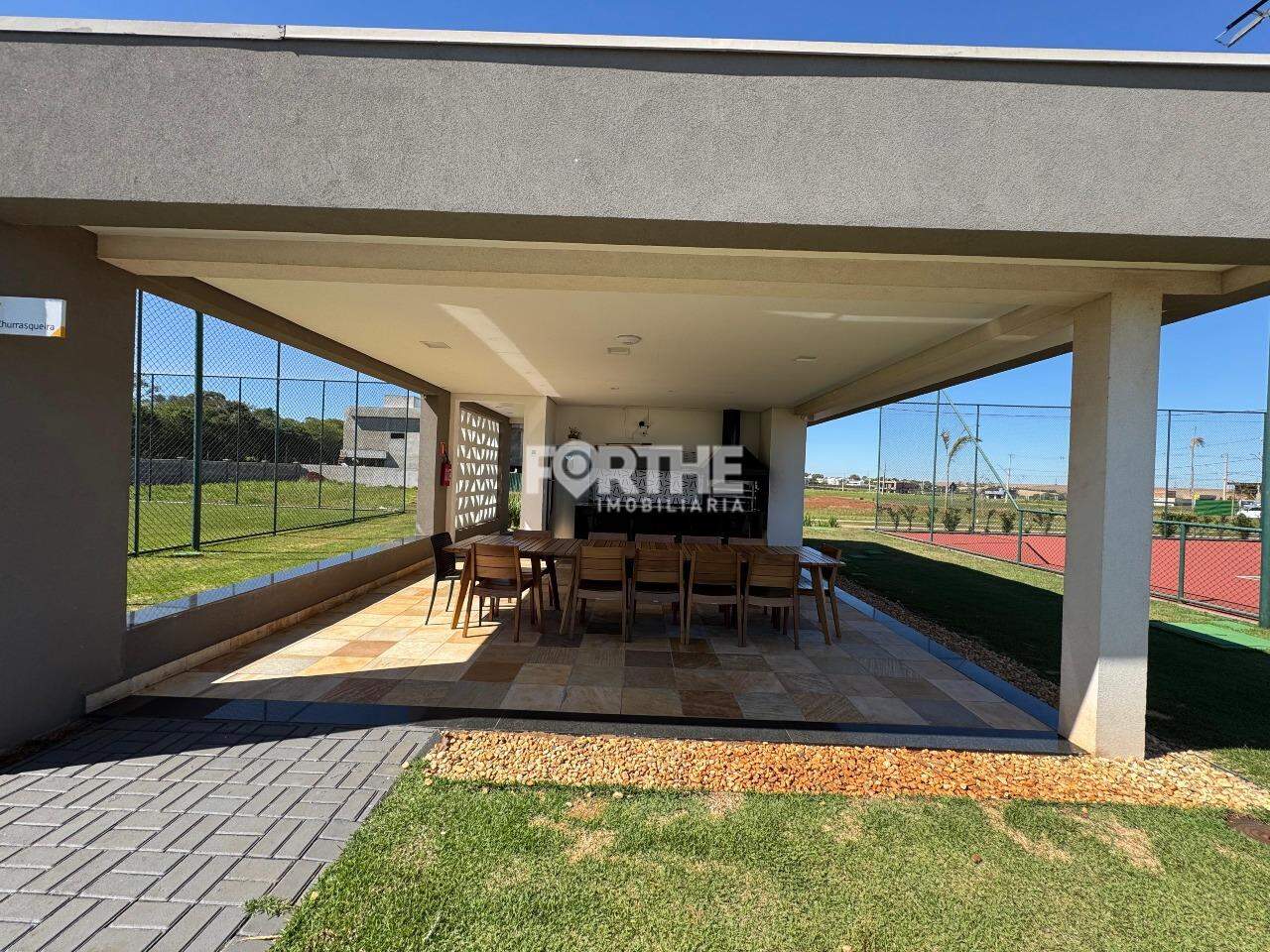 Terreno em condomínio à venda no FAG: 