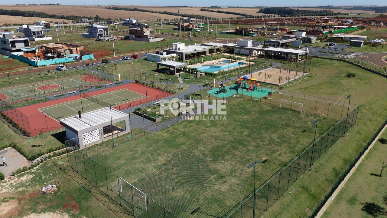 Terreno em condomínio à venda no FAG: 