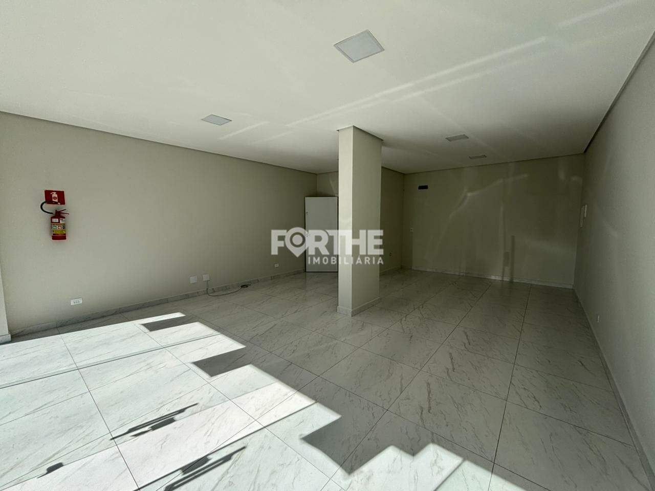 Sala comercial para aluguel no Pioneiros Catarinenses: 