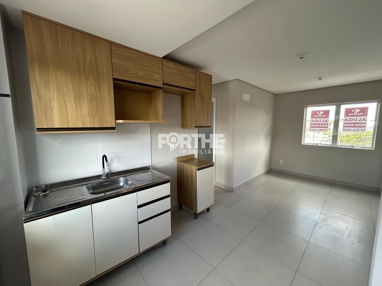 Apartamento para aluguel no Coqueiral:
