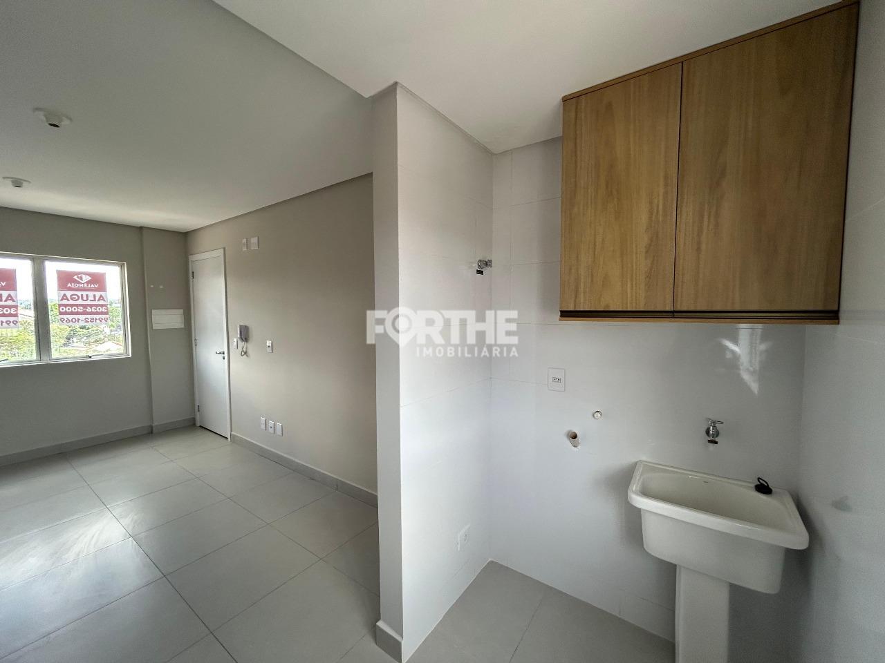 Apartamento para aluguel no Coqueiral: