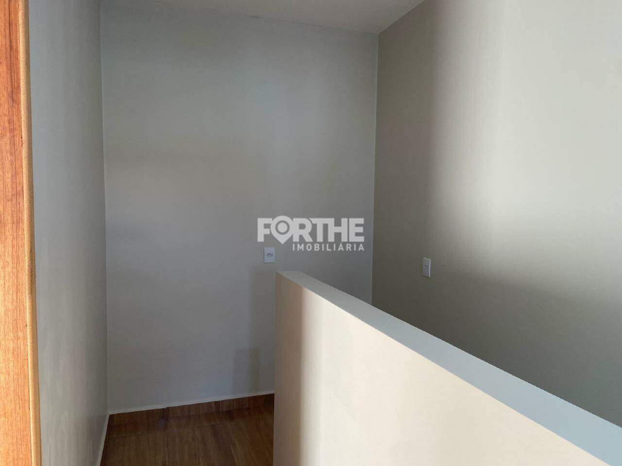 Sobrado à venda no Pontal da Natureza : 