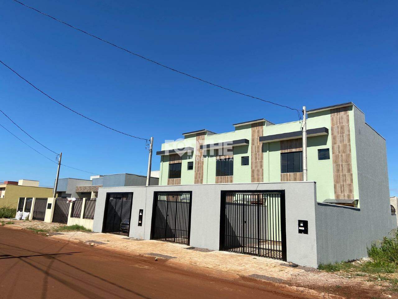 Sobrado à venda no Pontal da Natureza : 