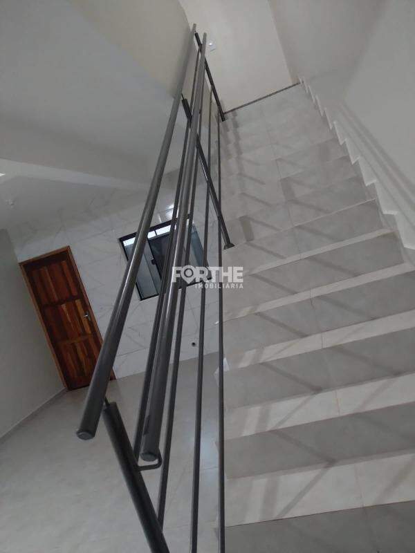 Sobrado à venda no Pontal da Natureza : 