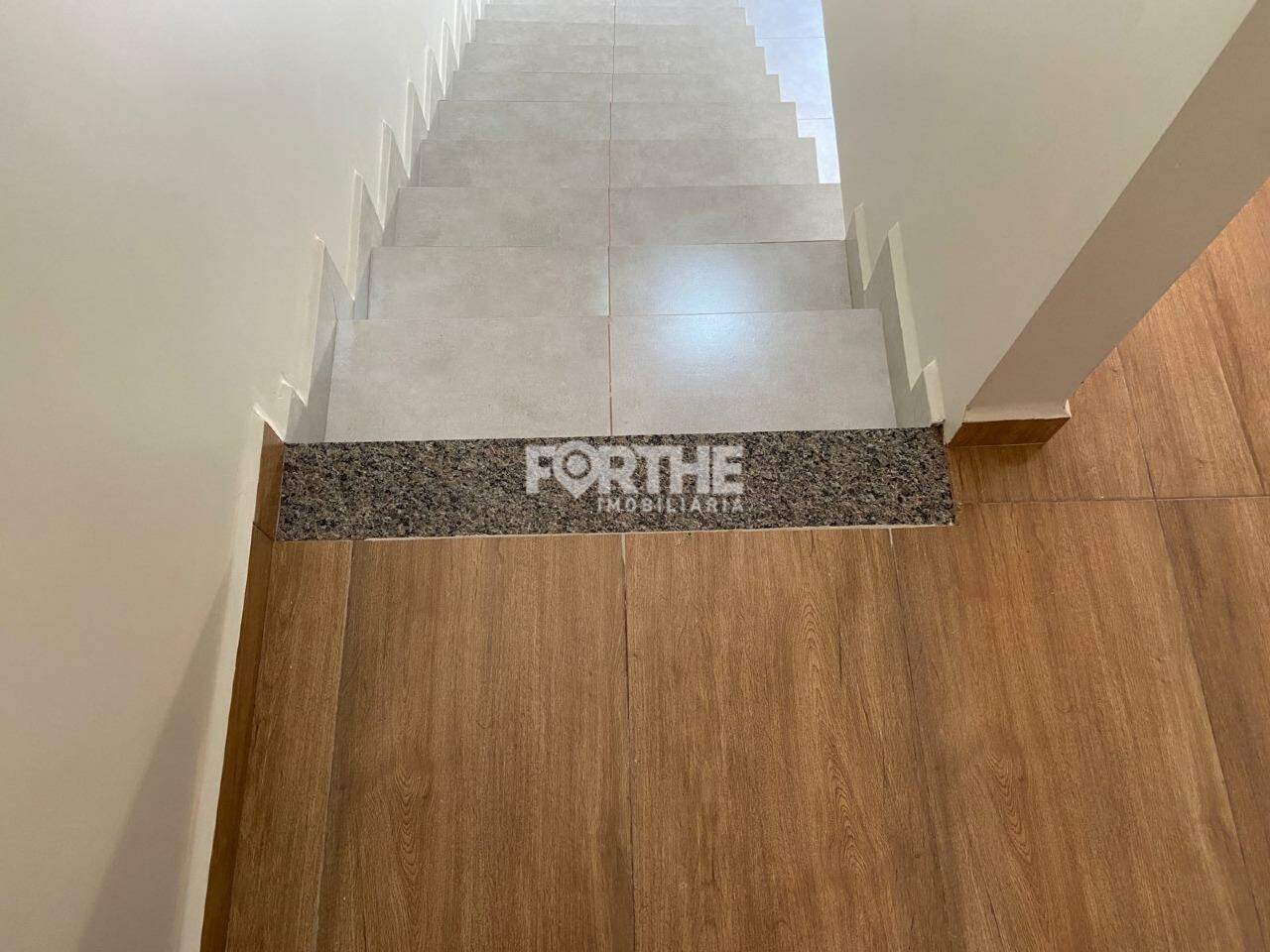 Sobrado à venda no Pontal da Natureza : 