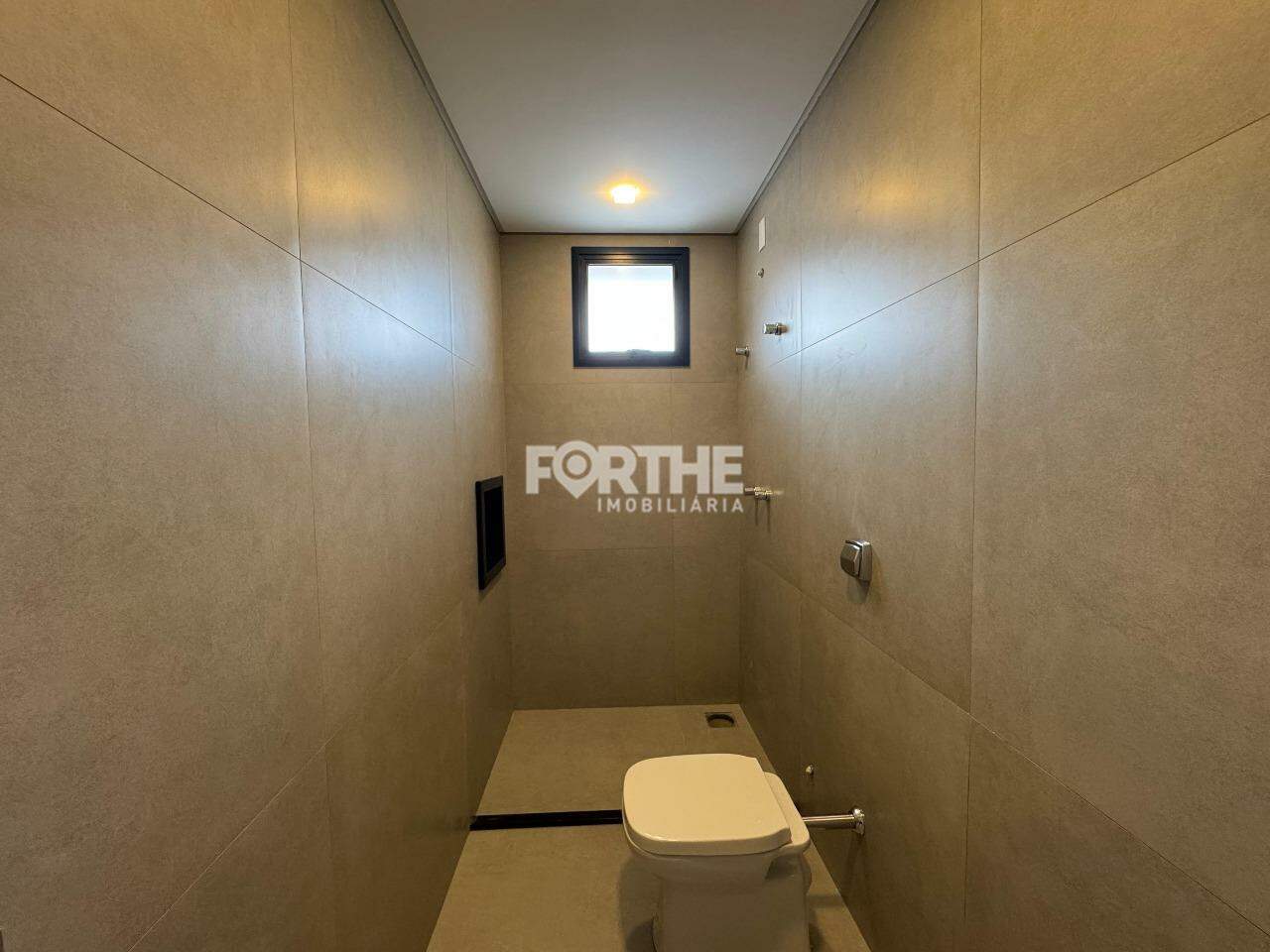 Sobrado em condomínio à venda no Country: 