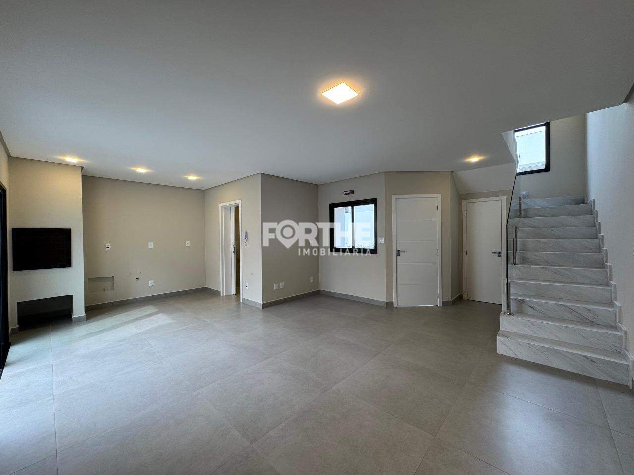 Sobrado em condomínio à venda no Country: 