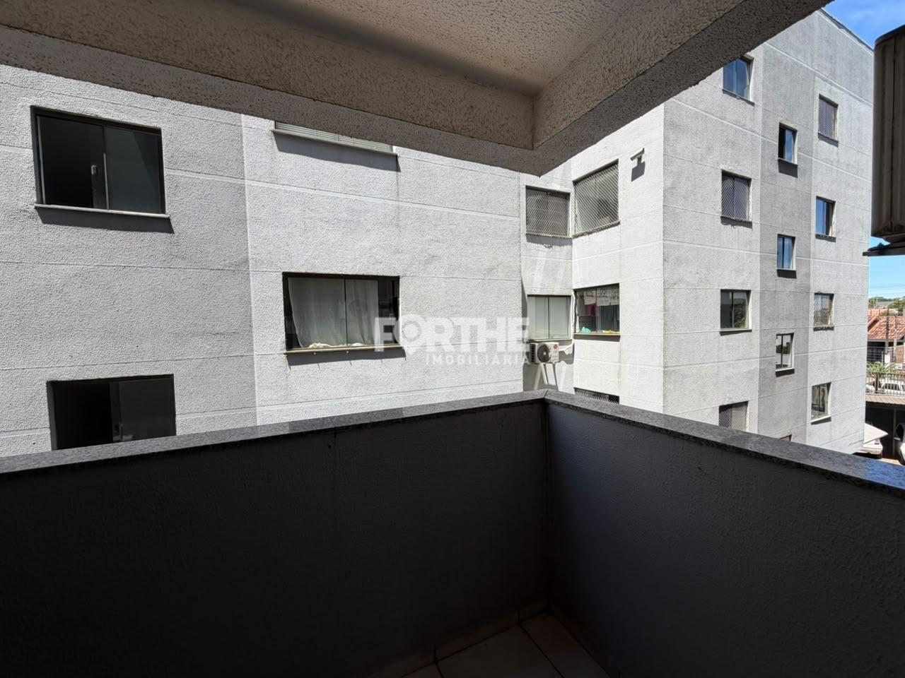 Apartamento para aluguel no Coqueiral: 