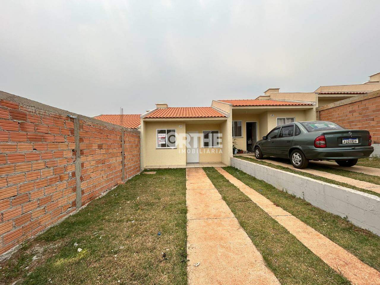 Casa 2 Dormitórios Floresta 45m²