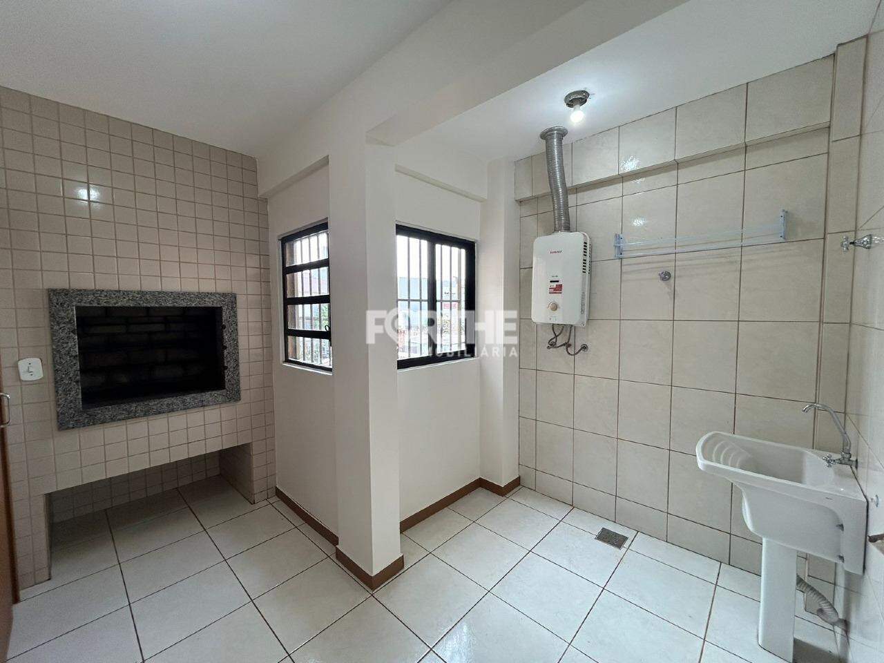 Apartamento para aluguel no Centro: 