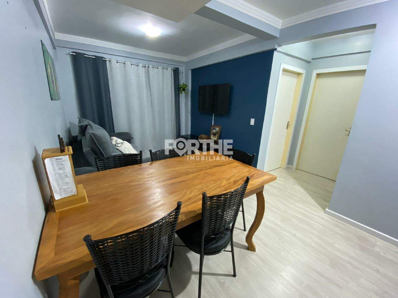 Apartamento 2 Dormitórios Coqueiral 70m²