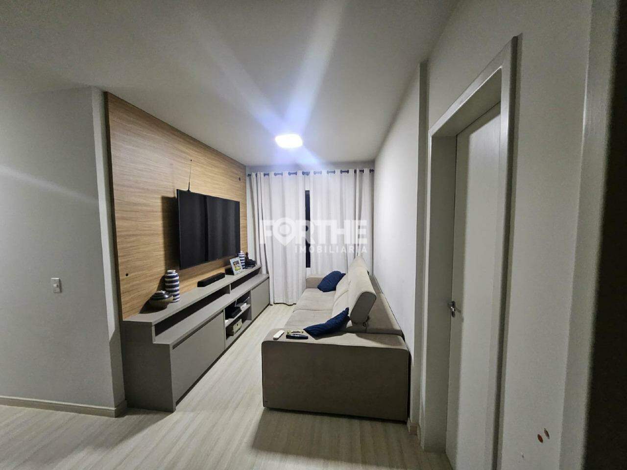 Apartamento 3 Dormitórios Pioneiros Catarinenses 74m²