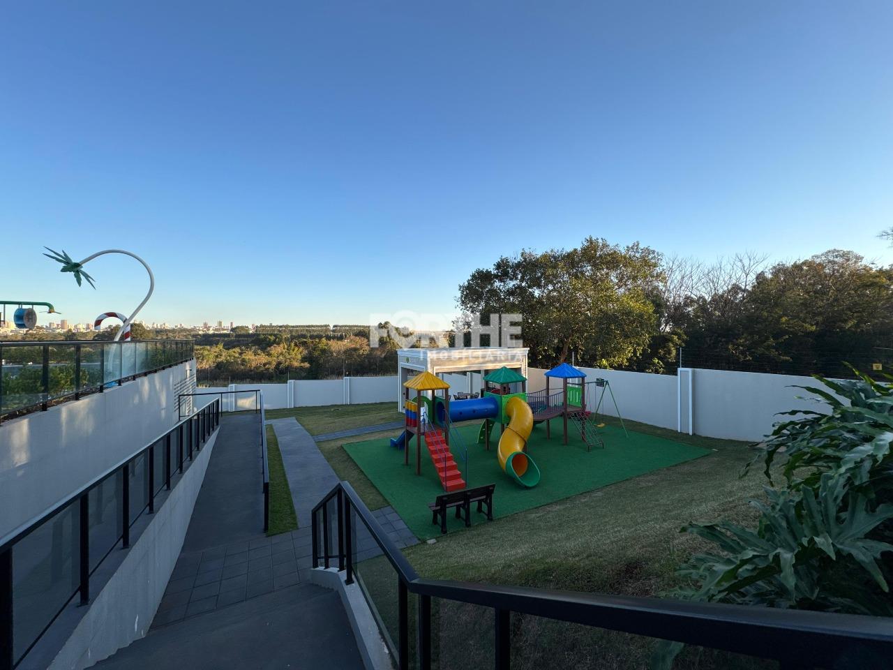 Terreno em condomínio à venda no Canadá: