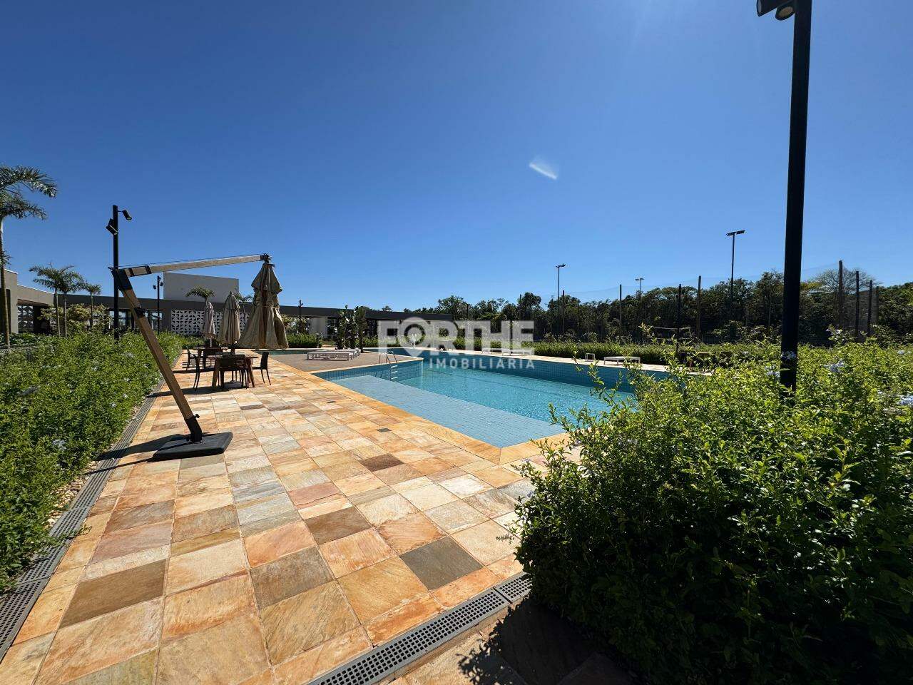 Terreno em condomínio à venda no FAG: 