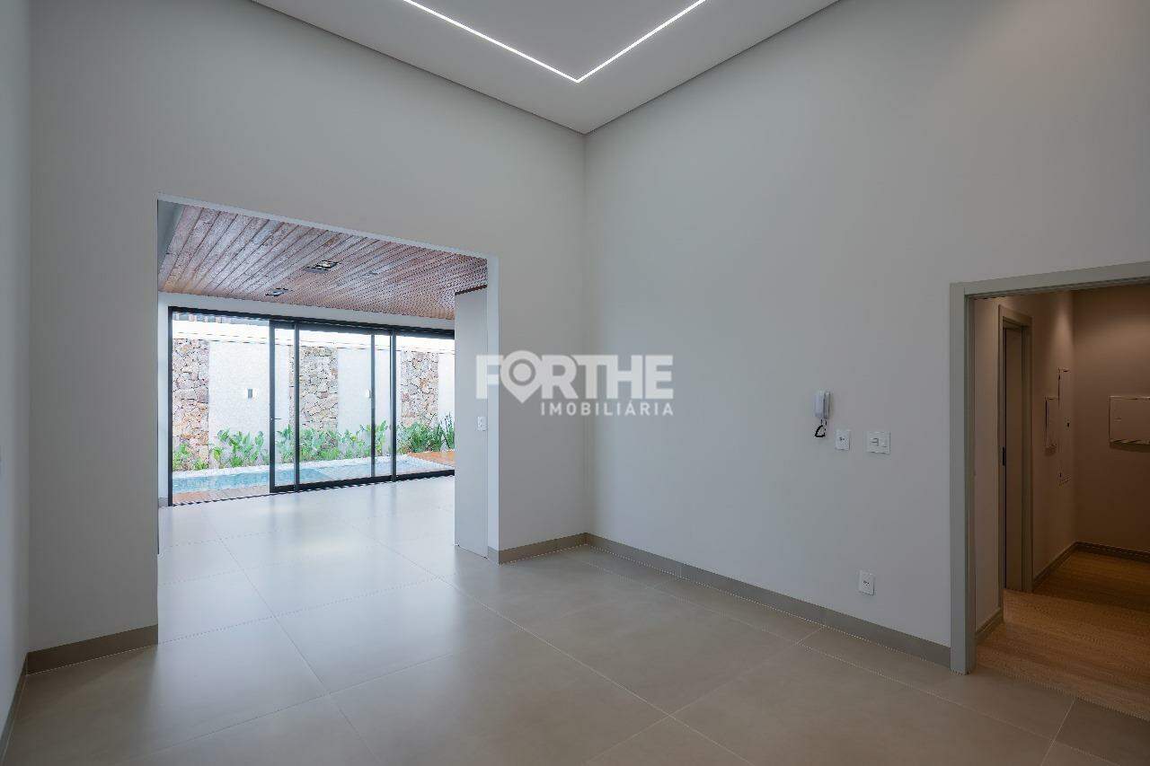 Casa à venda no Tropical II: 