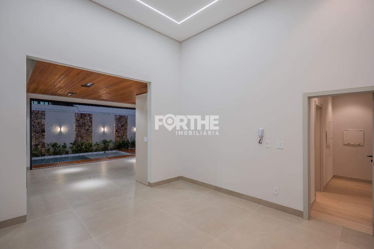 Casa à venda no Tropical II: 