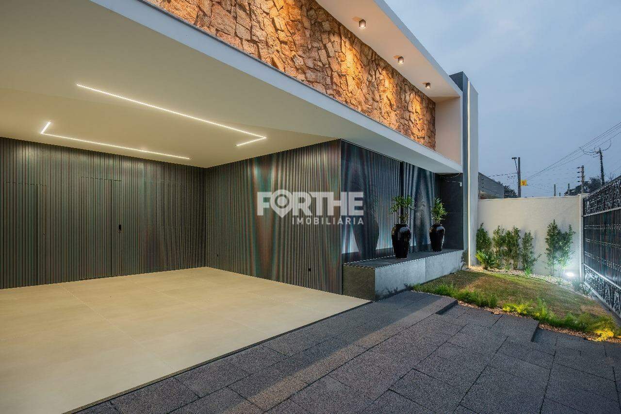 Casa à venda no Tropical II: 