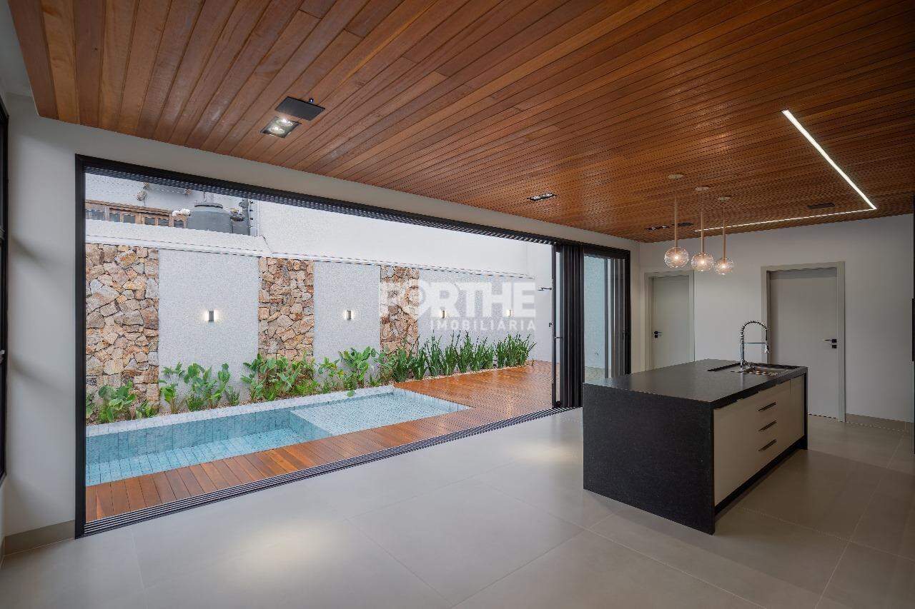 Casa à venda no Tropical II: 