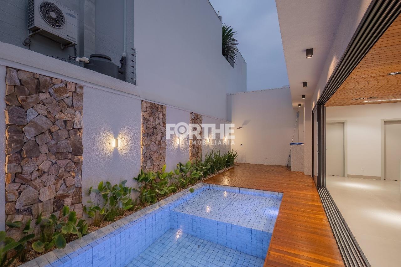 Casa à venda no Tropical II: 