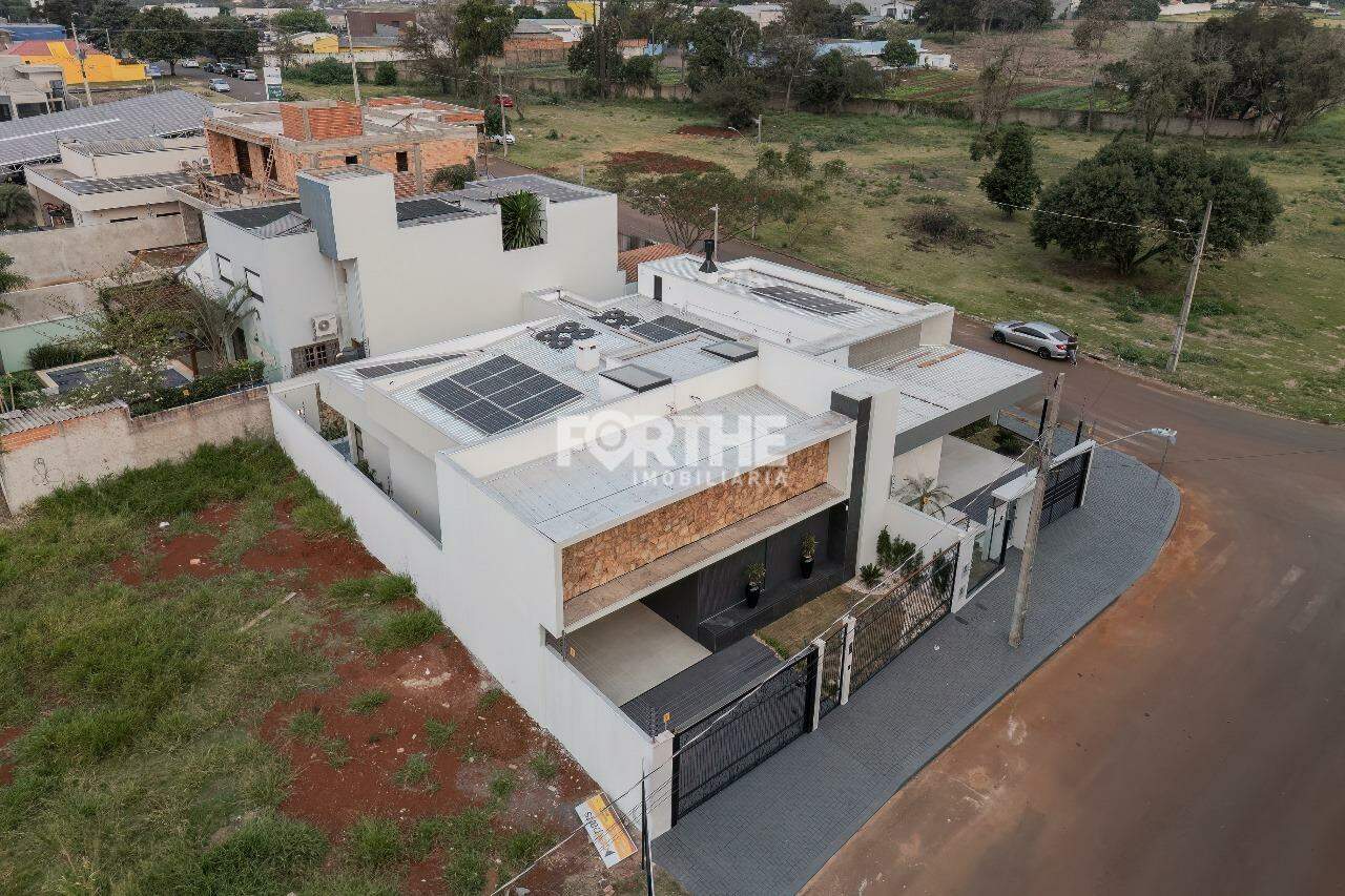 Casa à venda no Tropical II: 