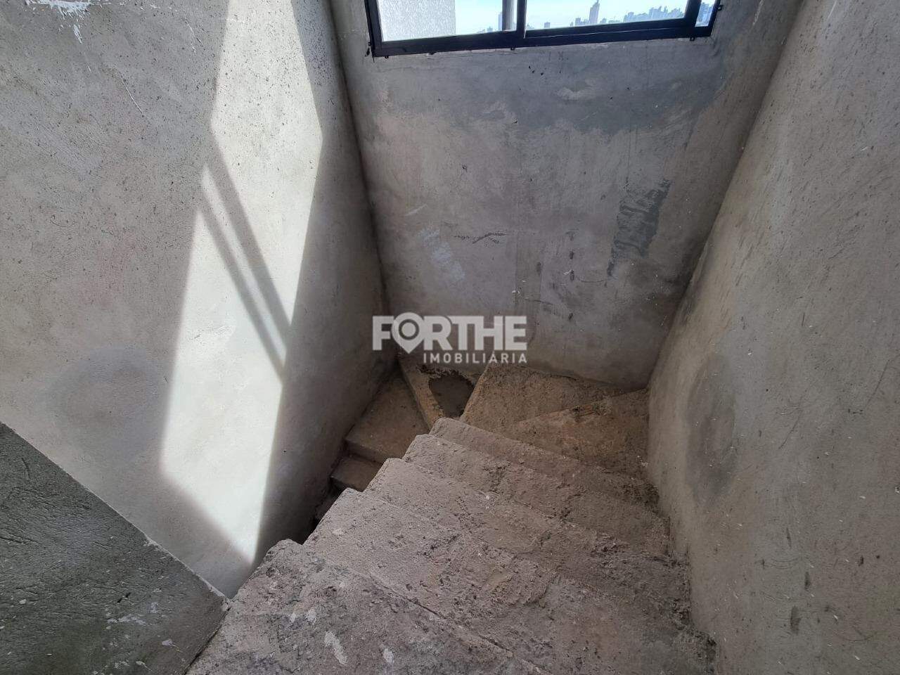 Cobertura à venda no Pioneiros Catarinenses: 