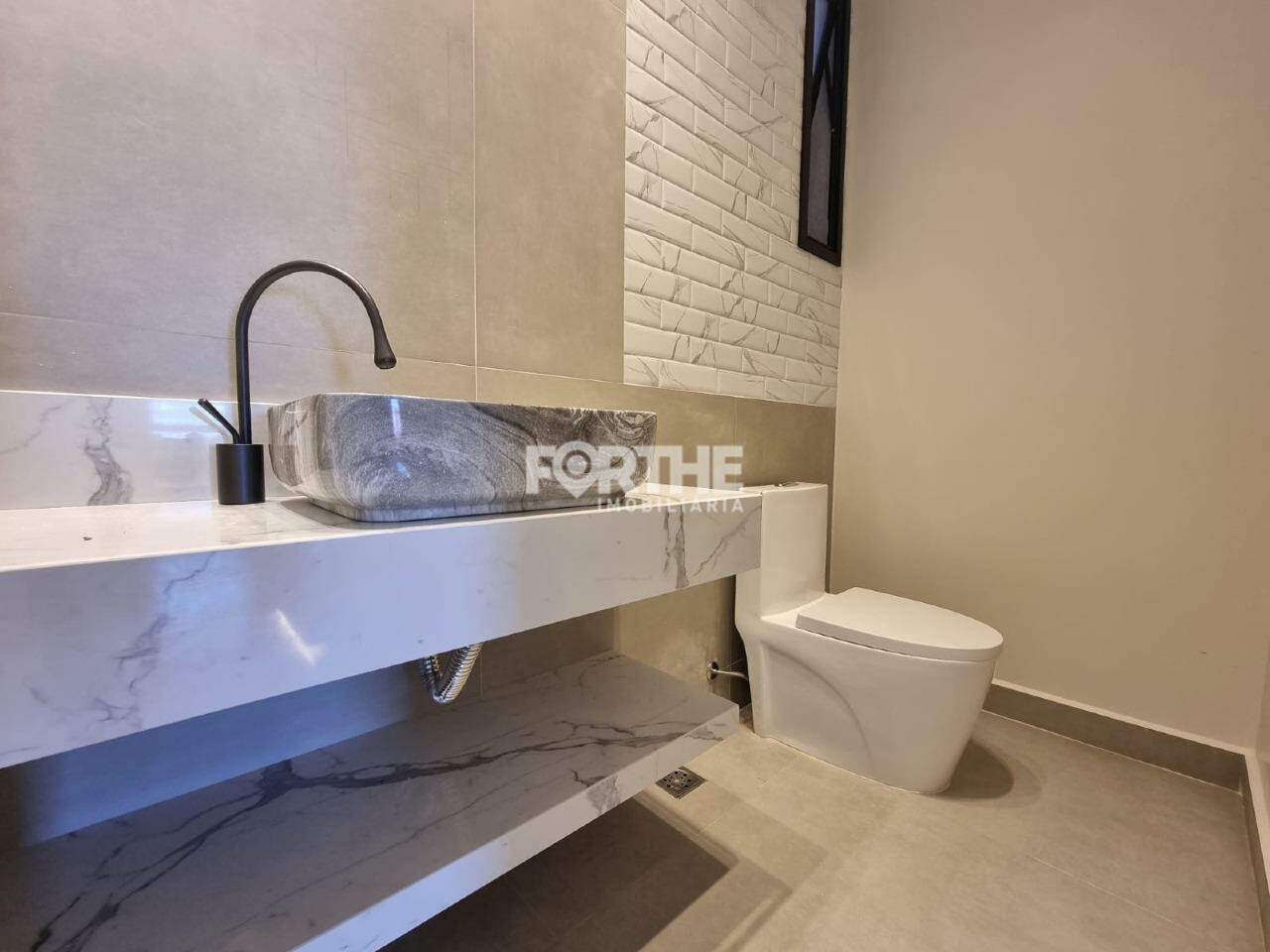 Sobrado à venda no Piovesan: 