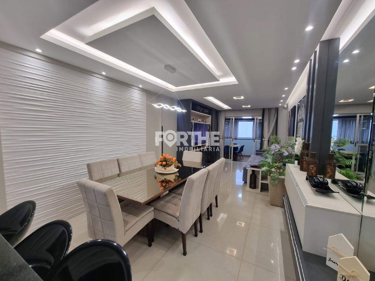 Apartamento 3 Dormitórios Centro 112m²